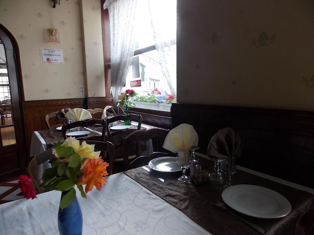 שנונסו Hostel Du Roy מראה חיצוני תמונה